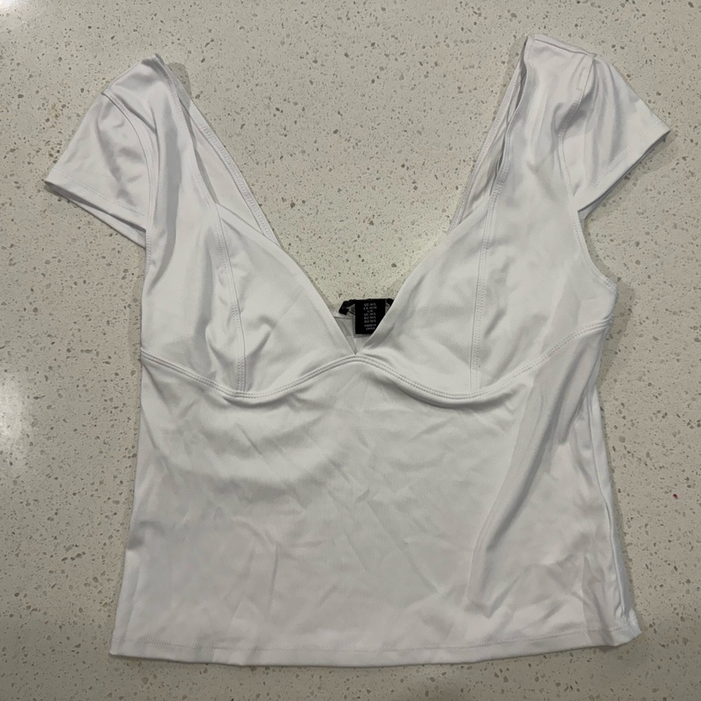 Sincerely Jules White V-Neck Top